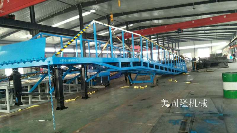 哈尔滨移动式登车桥厂家