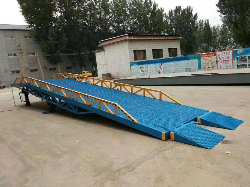 哈尔滨汽车登车桥